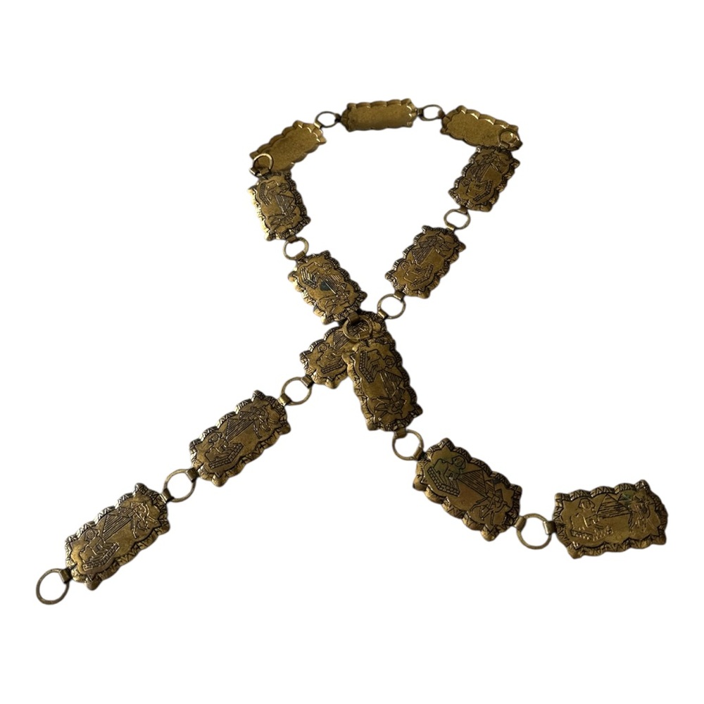 Vintage Egyptian Motif Chain link belt. - Picture 2 of 5